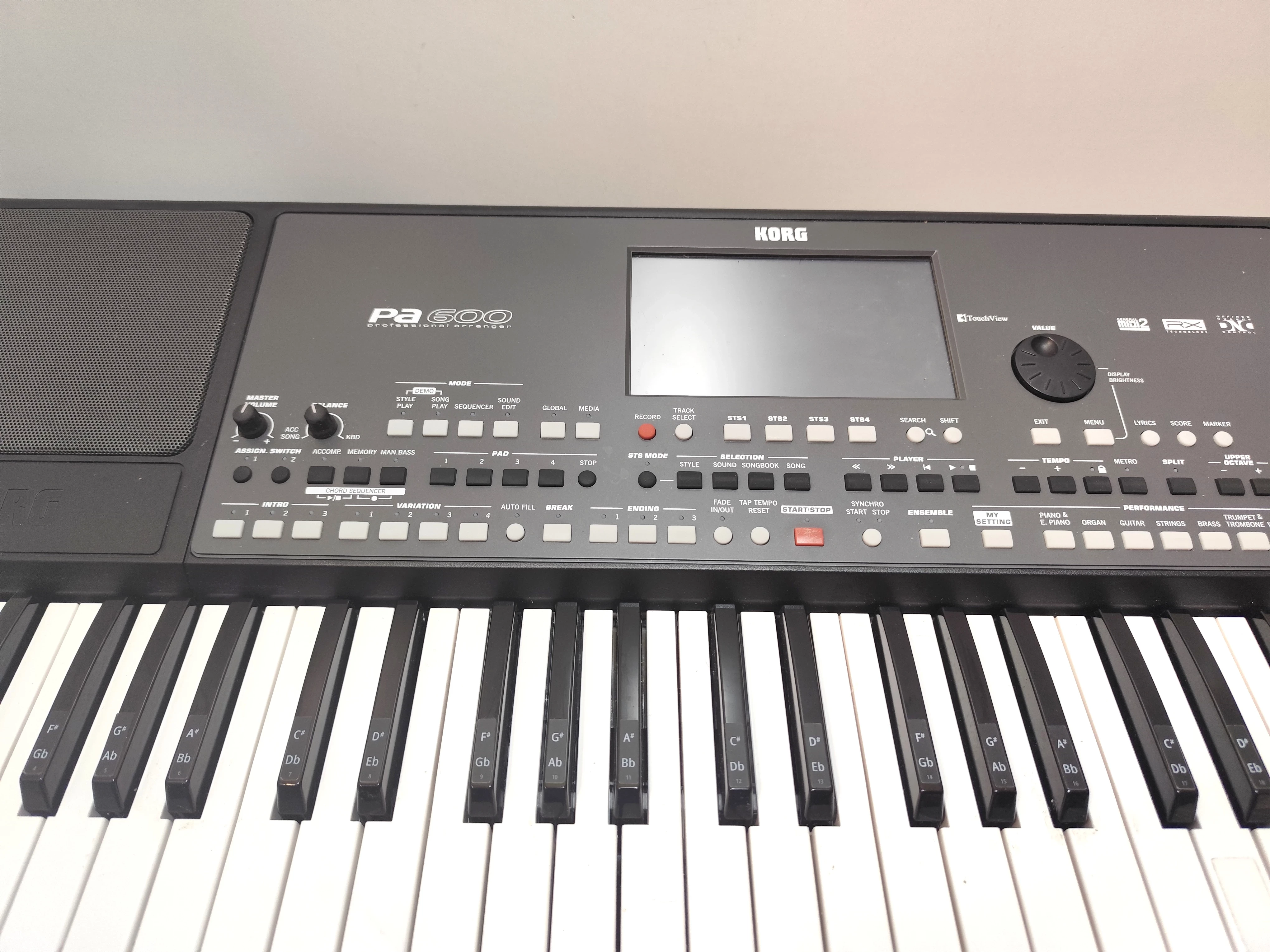 keyboard-korg-pa600-model-pa600