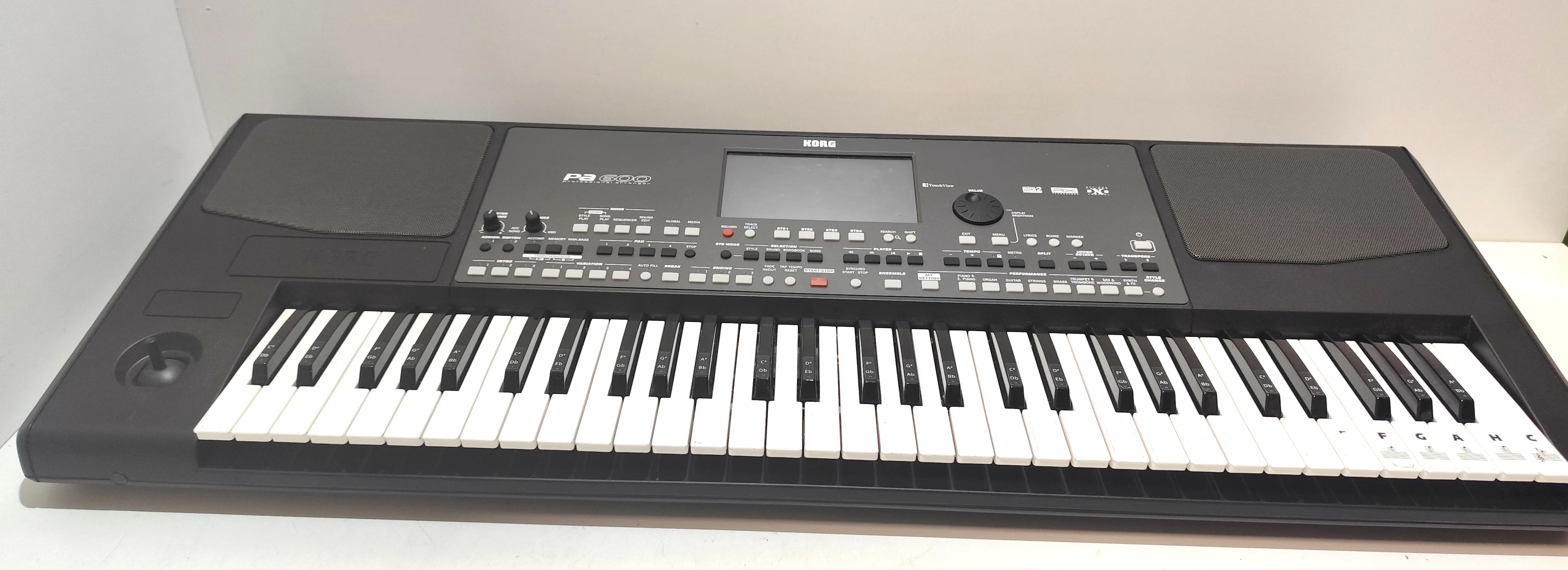 keyboard-korg-pa600-marka-korg