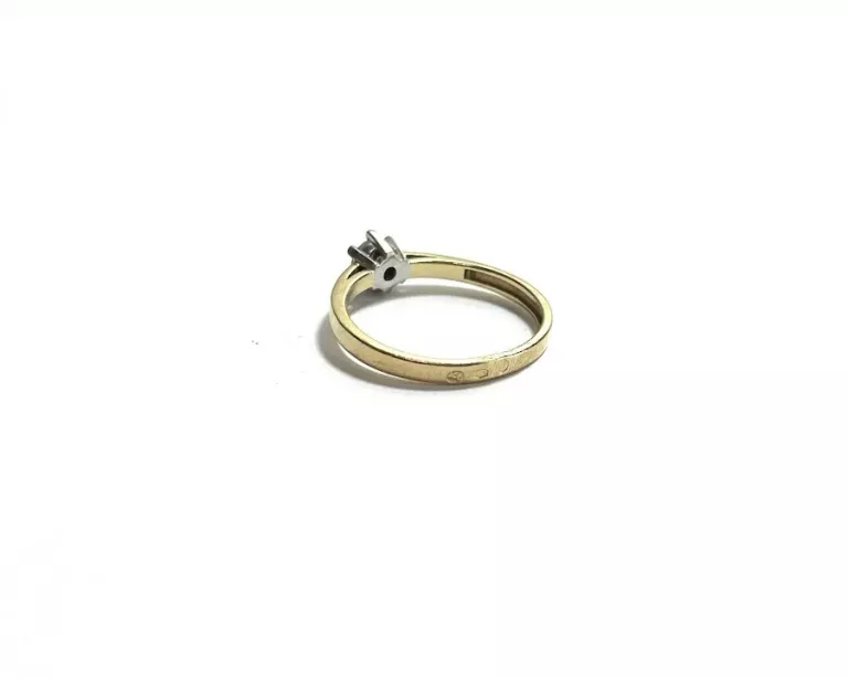 PIĘKNY ZŁOTY PIERŚCIONEK 585 2,22 R15