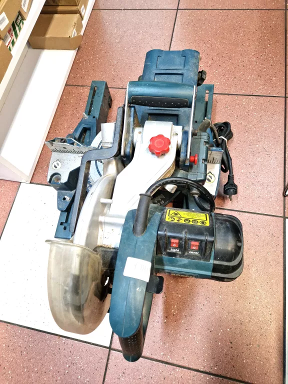 PIŁA UKOŚNICA Z POSUWEM BOSCH PROFESSIONAL GCM 8S 1400W