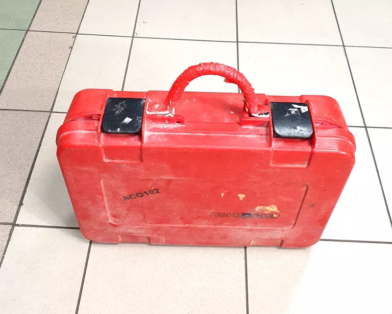 zaciskarka-akumulatorowa-aco102-novopress-zaciski-walizka-stan-uzywany