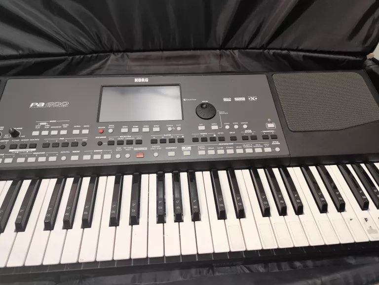 keyboard-korg-pa600-stan-uzywany