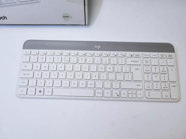 ZESTAW BEZPRZEWODOWY KLAWIATURA + MYSZ LOGITECH MK470 KOMPLET GWARANCJA