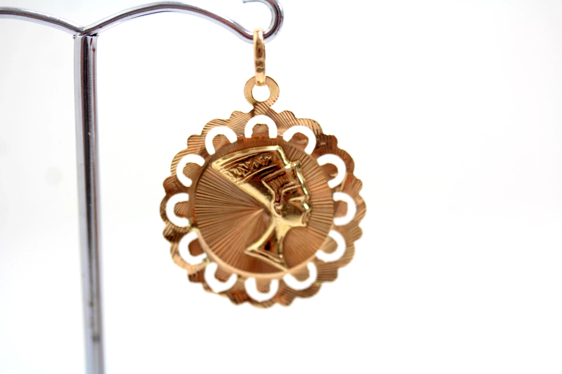 zlota-zawieszka-nefretete-585-143g-stan-uzywany