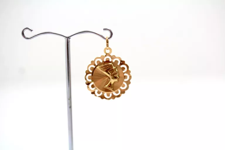 zlota-zawieszka-nefretete-585-143g-aleje-jerozolimskie-33-warszawa-boonum