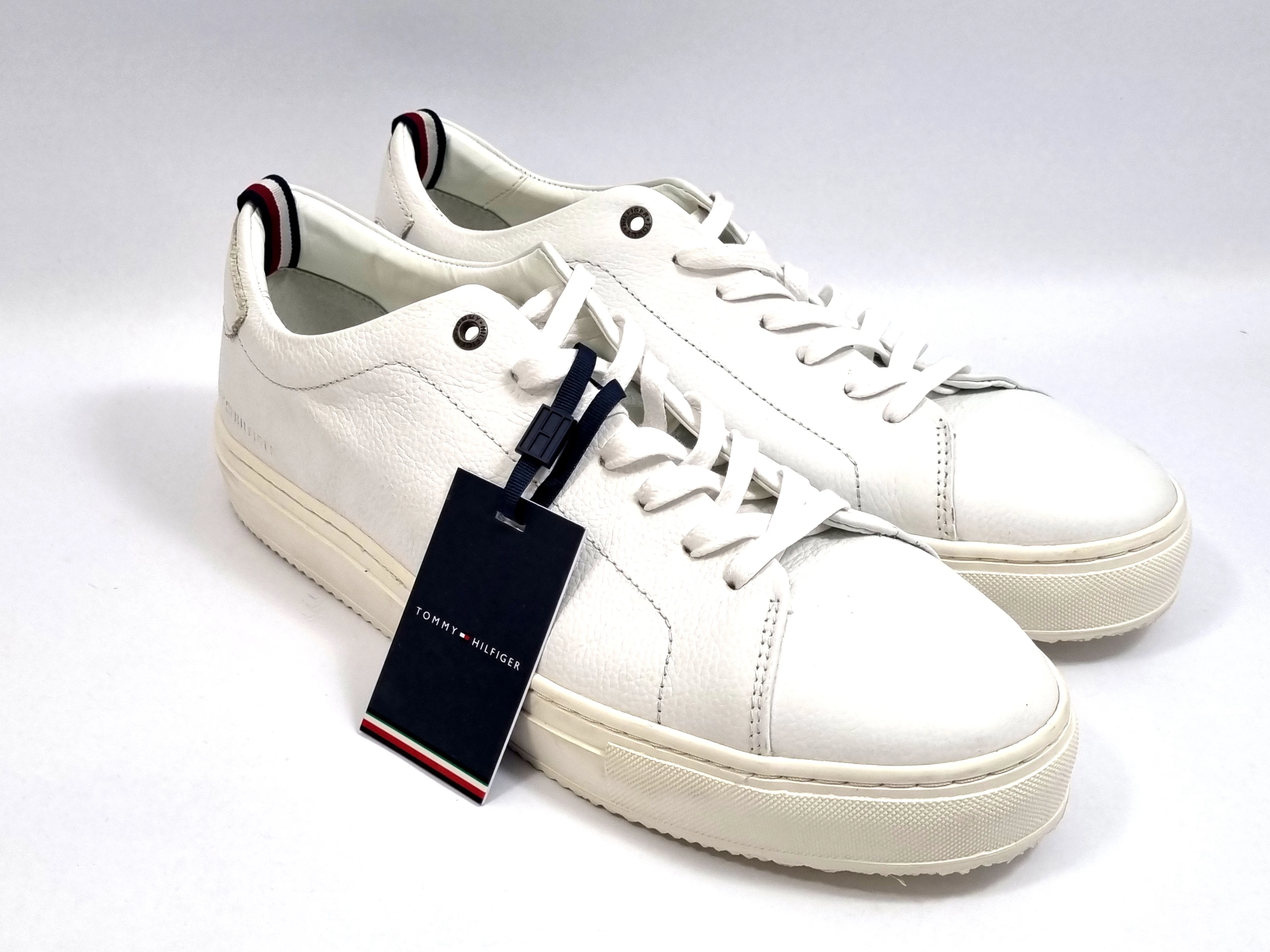buty-biale-tommy-hilfiger-r-44-osiedle-czecha-96-poznan
