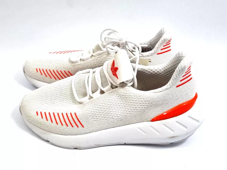 ADIDAS SNEAKERSY SWIFT RUN 22 SHOES GW6878 BIAŁY R-37