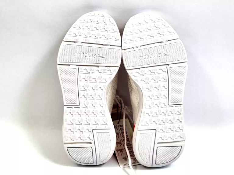 ADIDAS SNEAKERSY SWIFT RUN 22 SHOES GW6878 BIAŁY R-37