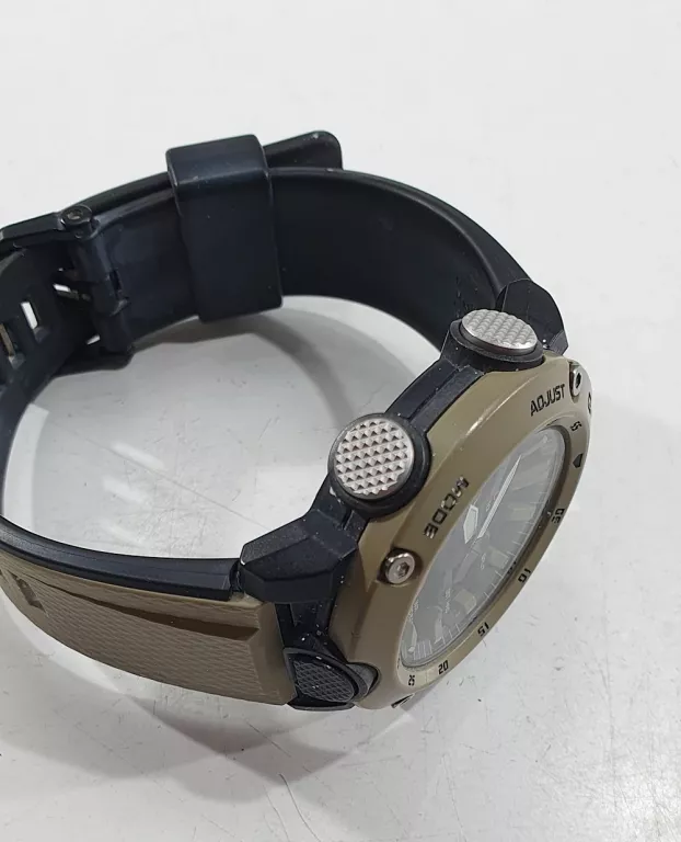 ZEGAREK CASIO GA-2000-5AER