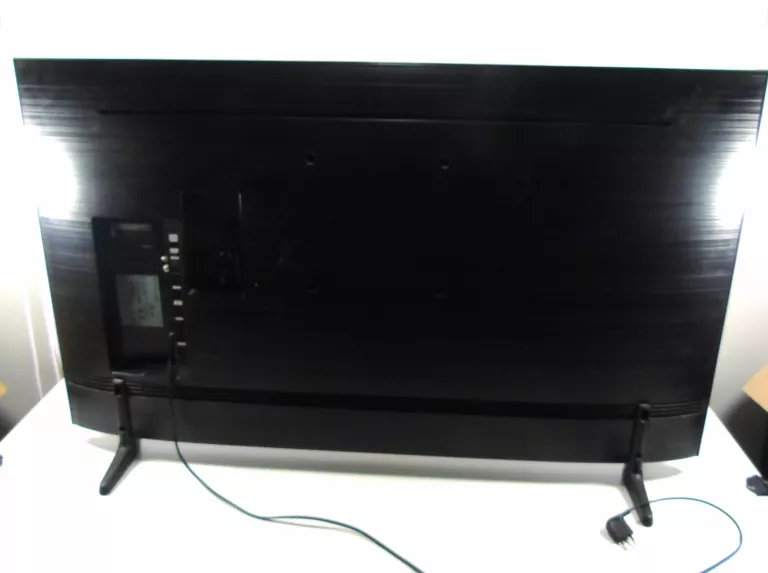 TELEWIZOR SAMSUNG UE50NU7092 + PILOT
