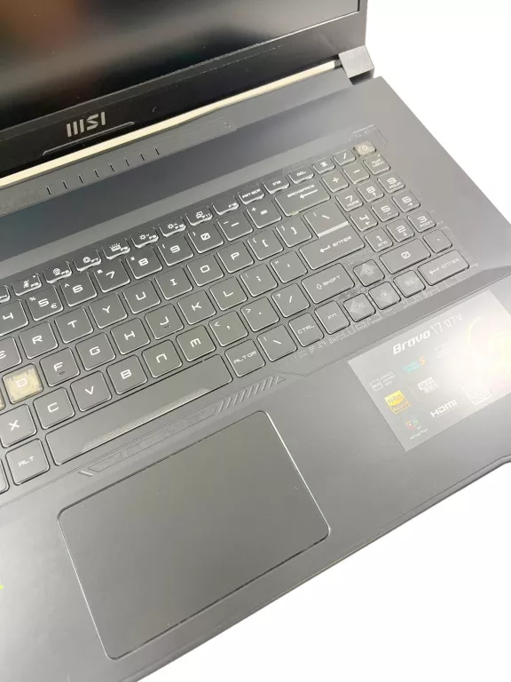 LAPTOP MSI BRAVO 17 D7VFK KOMPLET