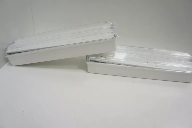 2 OPRAWY EWAKUACYJNE INTELIGHT ORION LED II 150 SA 3H MT