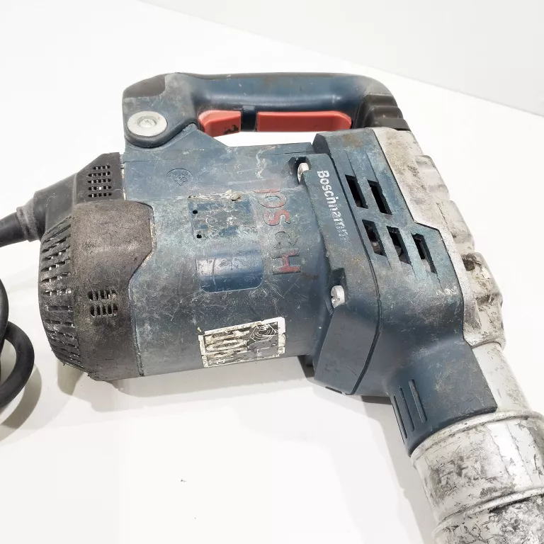 mlot-udarowy-gsh-5-ce-bosch-zasilanie-sieciowe