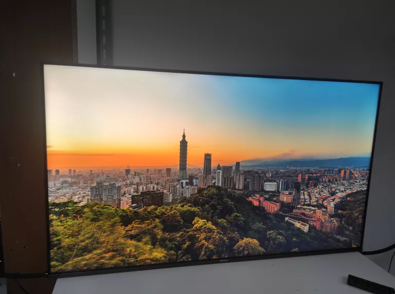 TELEWIZOR HISENSE 55" 4K QLED 55A7GQ PILOT BN