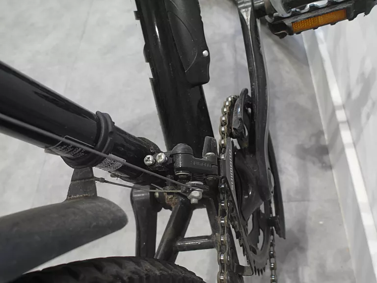 rower-btwin-rockrider-300-man-rama-l-kolo-26-kolor-bialy