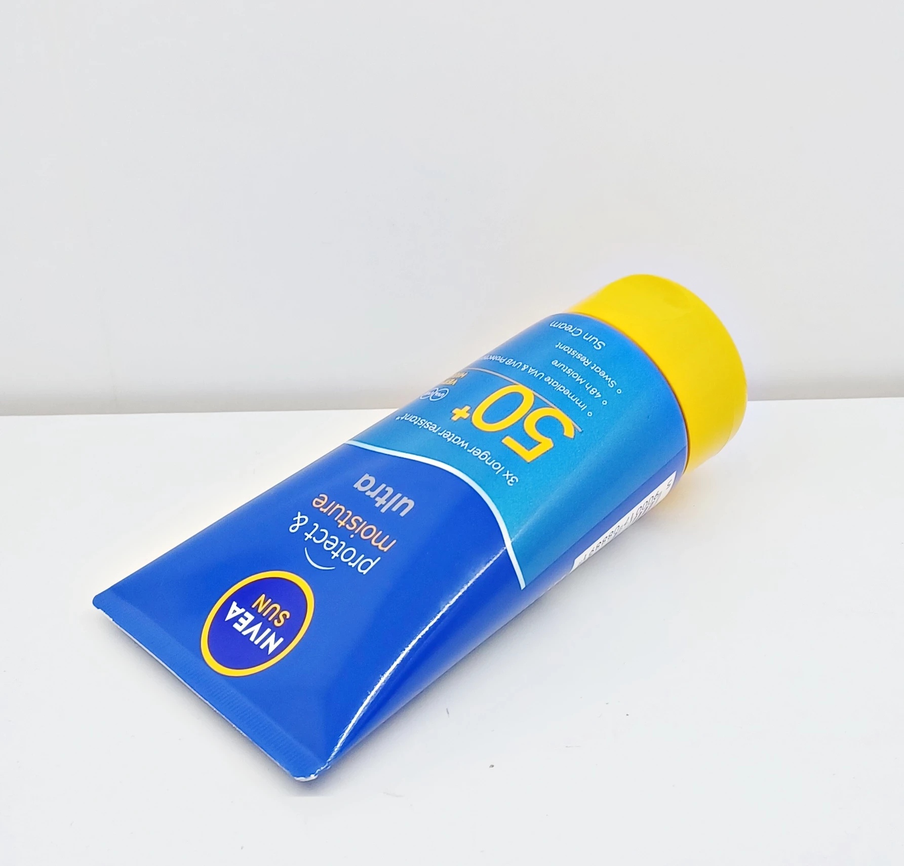 nivea-sun-protect-moisture-ultra-balsam-do-opalania-spf-50-150ml-stan-11323-1