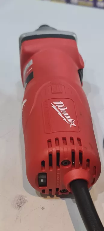 MILWAUKEE SZLIFIERKA SIECIOWA DG30E