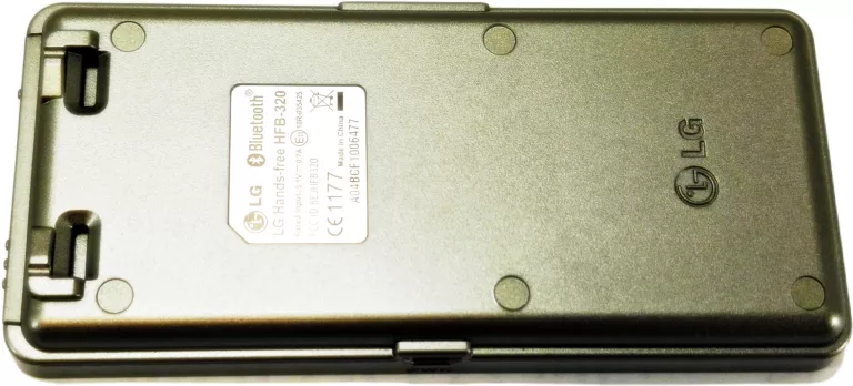 ZESTAW GŁOŚNOMÓWIĄCY LG HFB-320 Z FUNCKJĄ MULTIPOINT