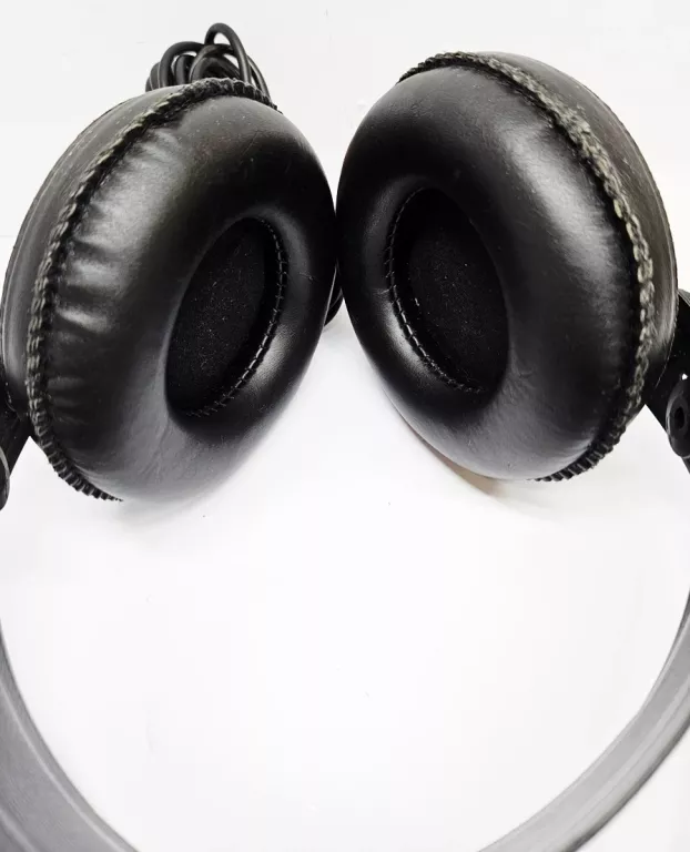 SŁUCHAWKI NAUSZNE SUPERLUX HD 681