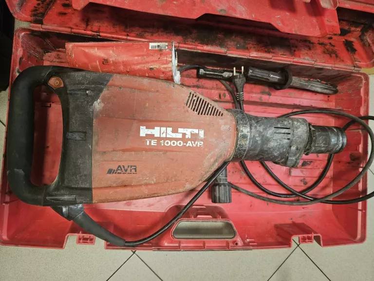MŁOT WYBURZENIOWY HILTI TE 1000 AVR KOMPLET