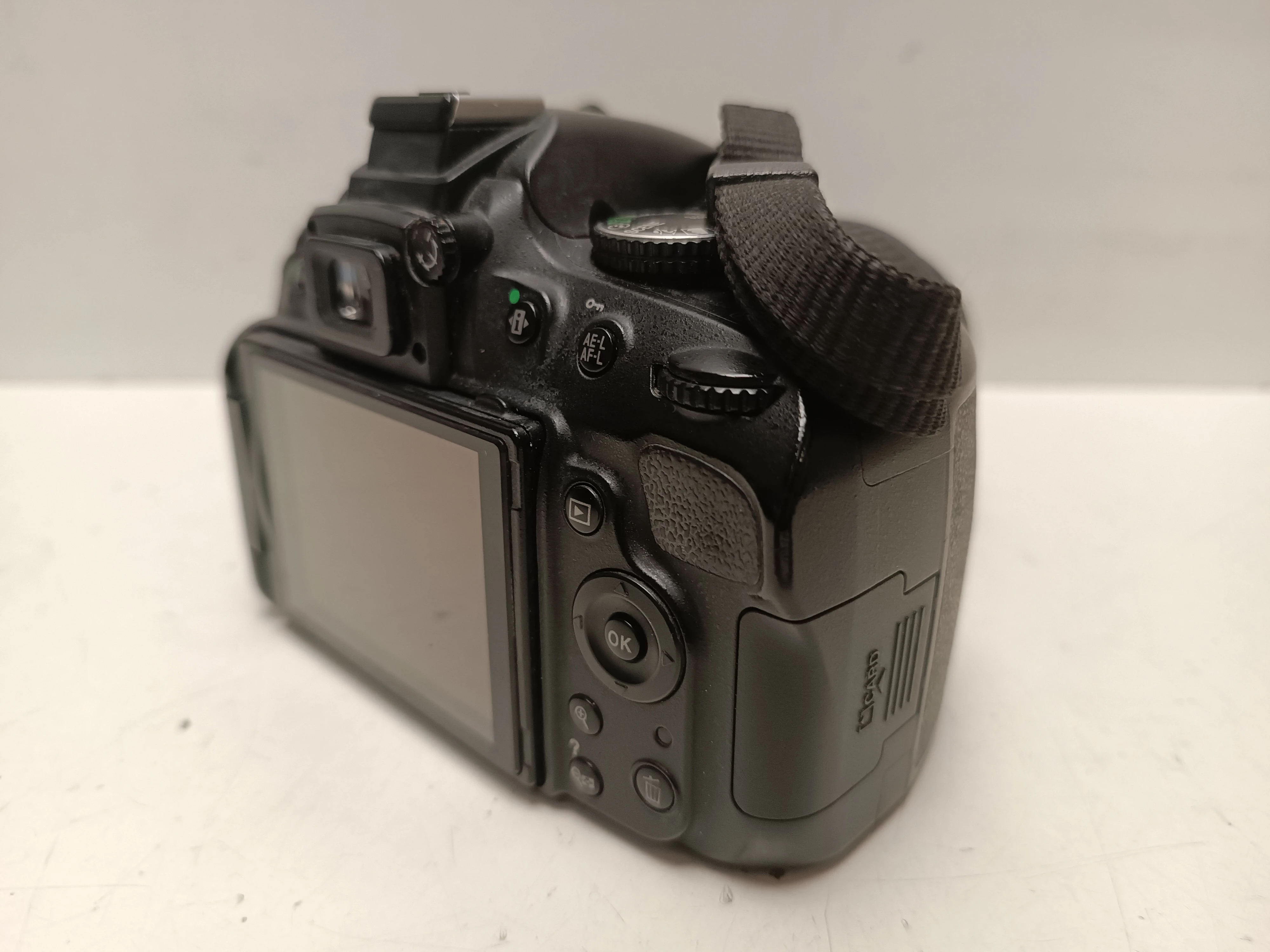 aparat-nikon-d5100-bodyobiektyw-nikon-d5100-kod-producenta-vba310k005