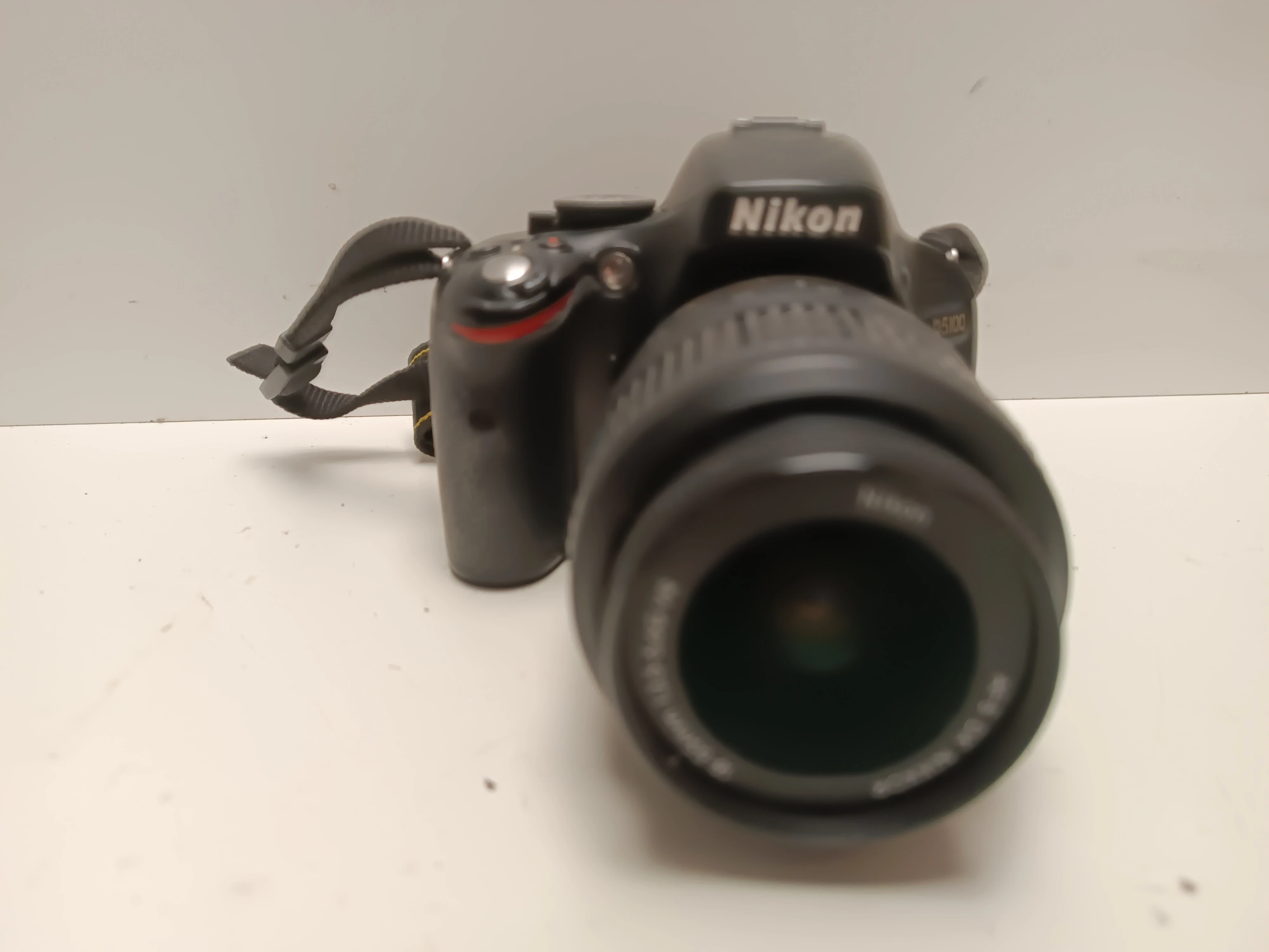 aparat-nikon-d5100-bodyobiektyw-nikon-d5100-marka-nikon