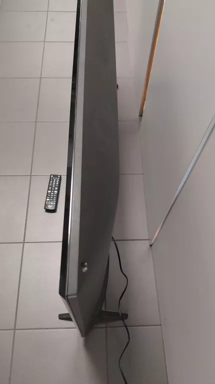 TELEWIZOR LG 55UM7050PLC/PILOT