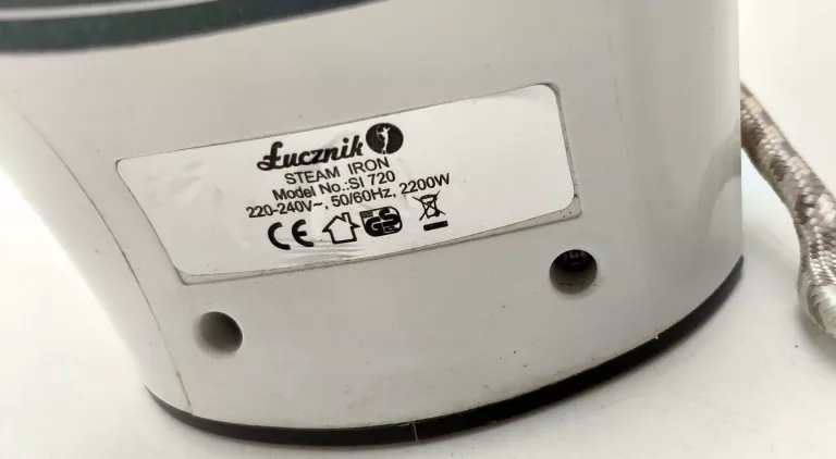 ŻELAZKO ŁUCZNIK SLI-720