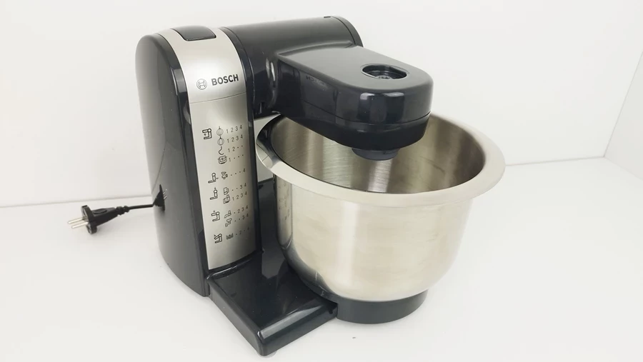 robot-kuchenny-planetarny-bosch-mum48a1-kolor-dominujacy-srebrnyszary