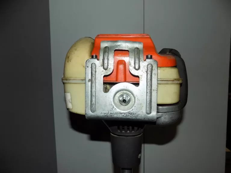 EKSTRA KOSA SPALINOWA HUSQVARNA 323 RII PODKASZARKA
