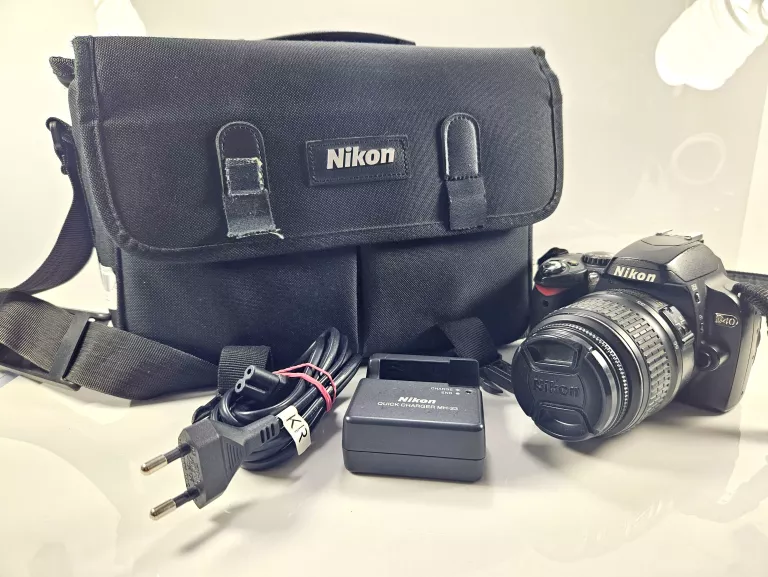 APARAT NIKON D40