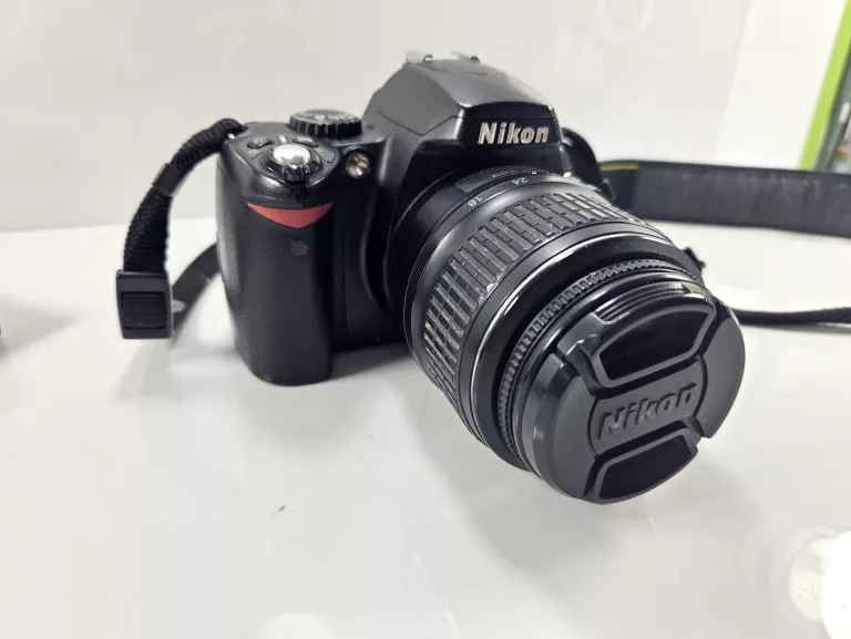 APARAT NIKON D40