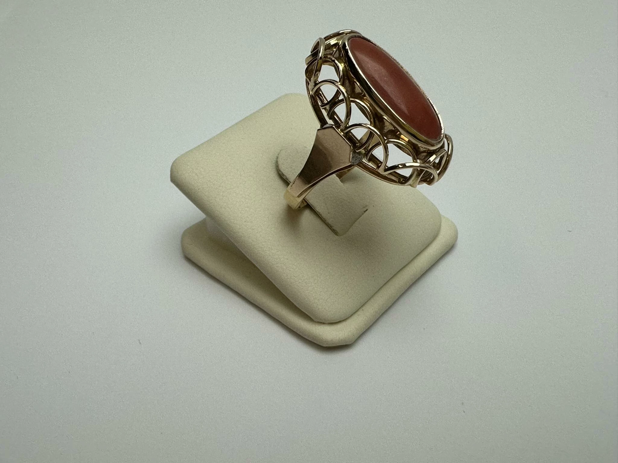 piekny-zloty-pierscionek-585-rodzaj-wyrob-jubilerski