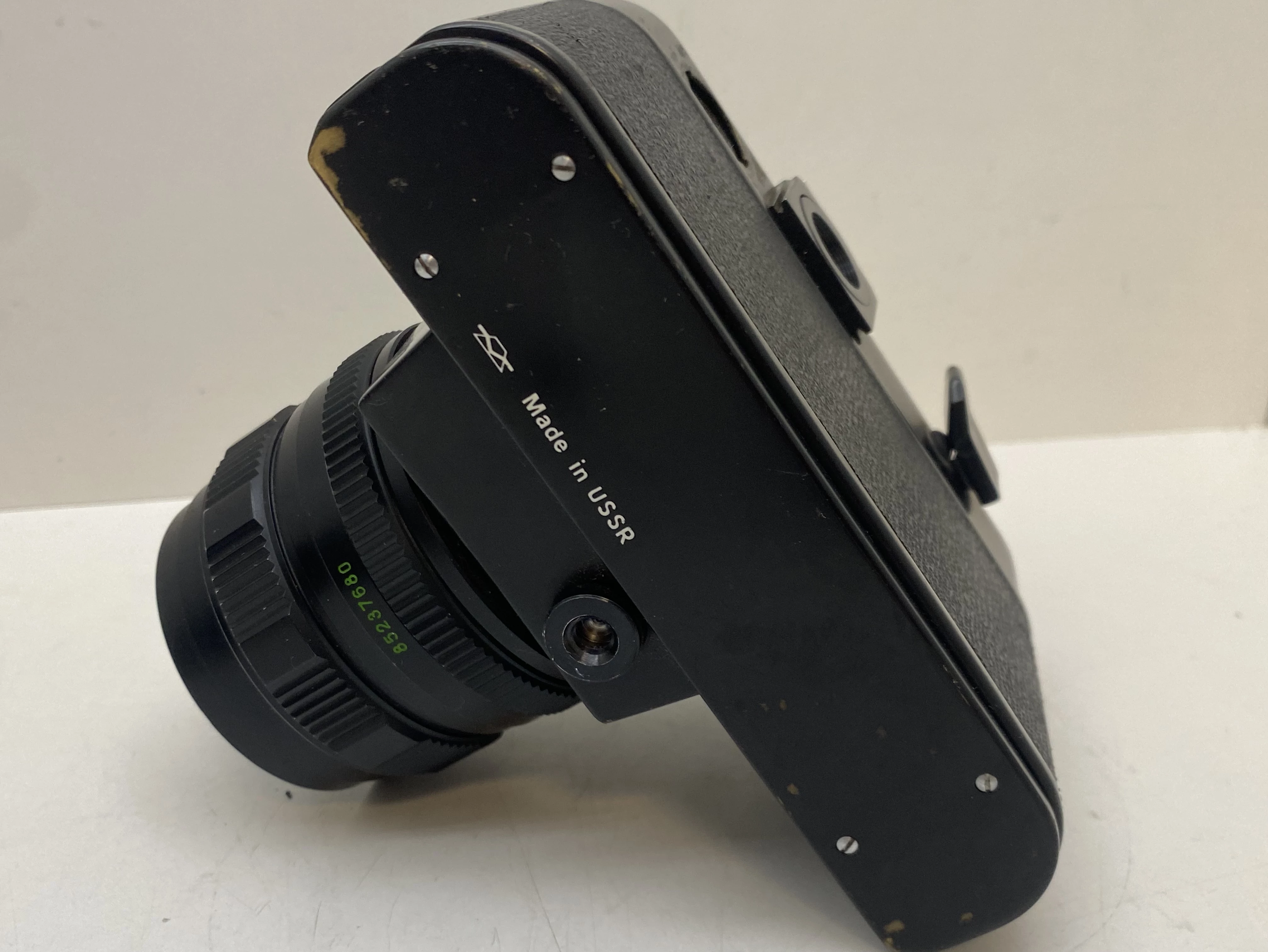 aparat-zenit-12xp-klasyka-fotografii-analogowej-model-12xp-11-122k-ttl