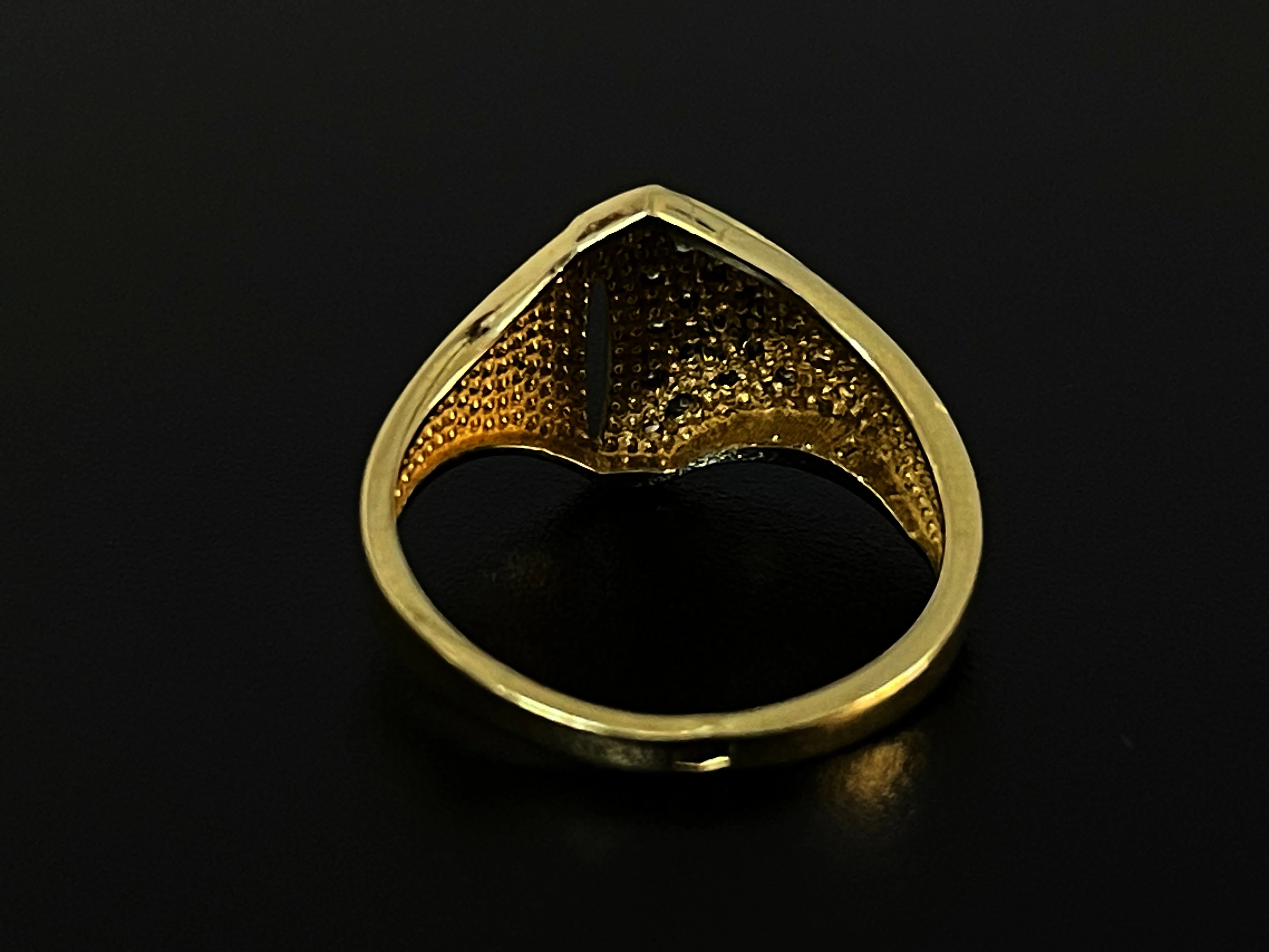 stylowy-zloty-pierscionek-p585-w319g-marka-bez-marki