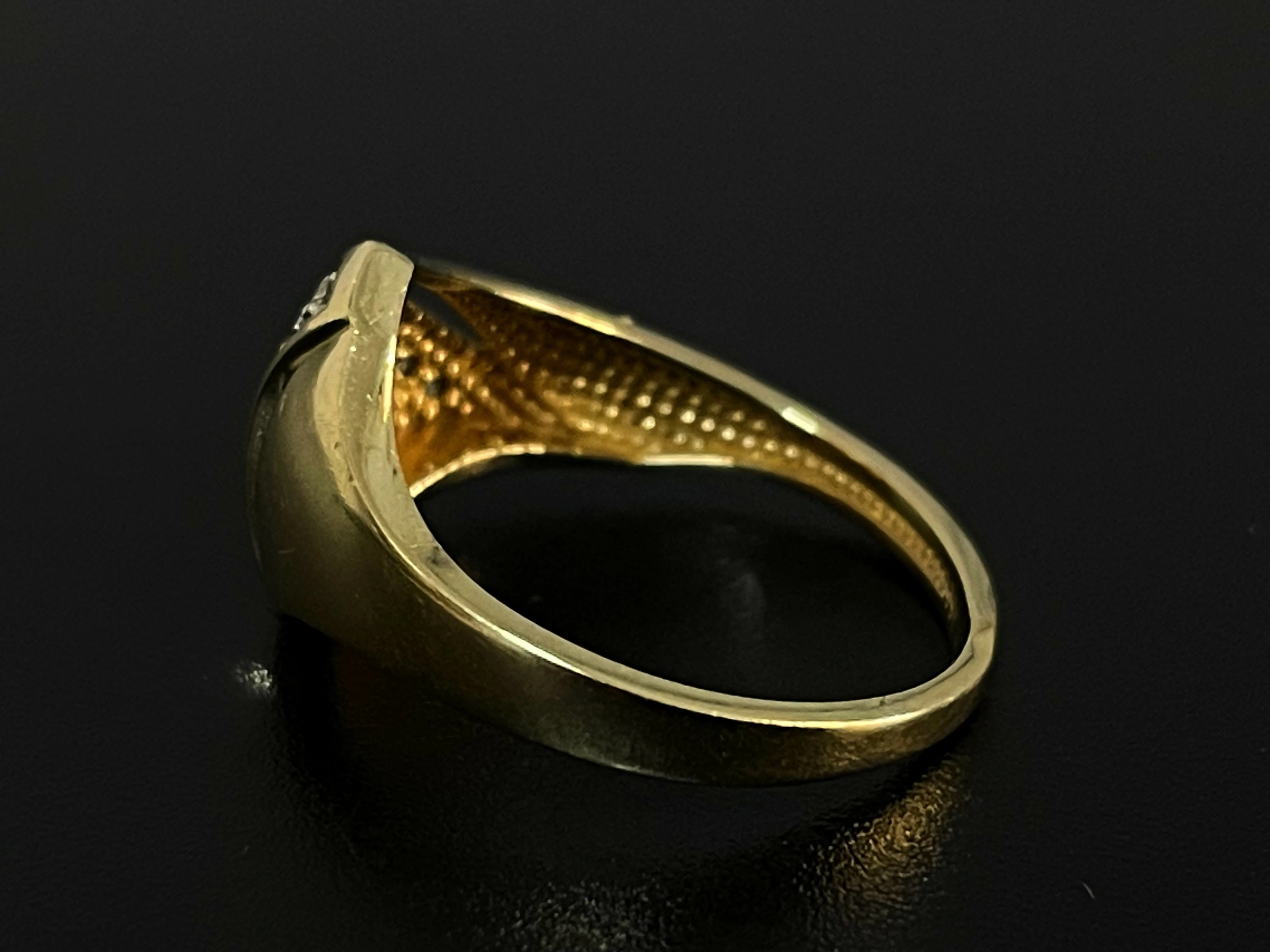 stylowy-zloty-pierscionek-p585-w319g-rodzaj-wyrob-jubilerski