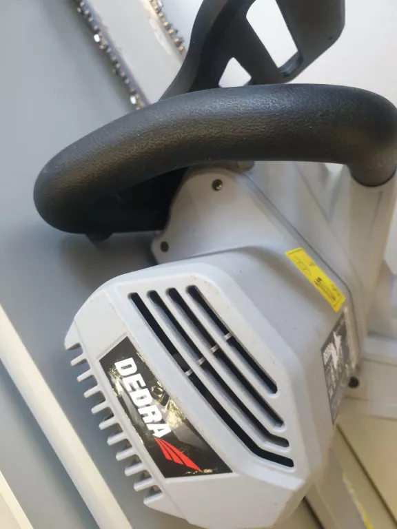 PILARKA ŁAŃCUCHOWA ELEKTRYCZNA DEDRA DED8702