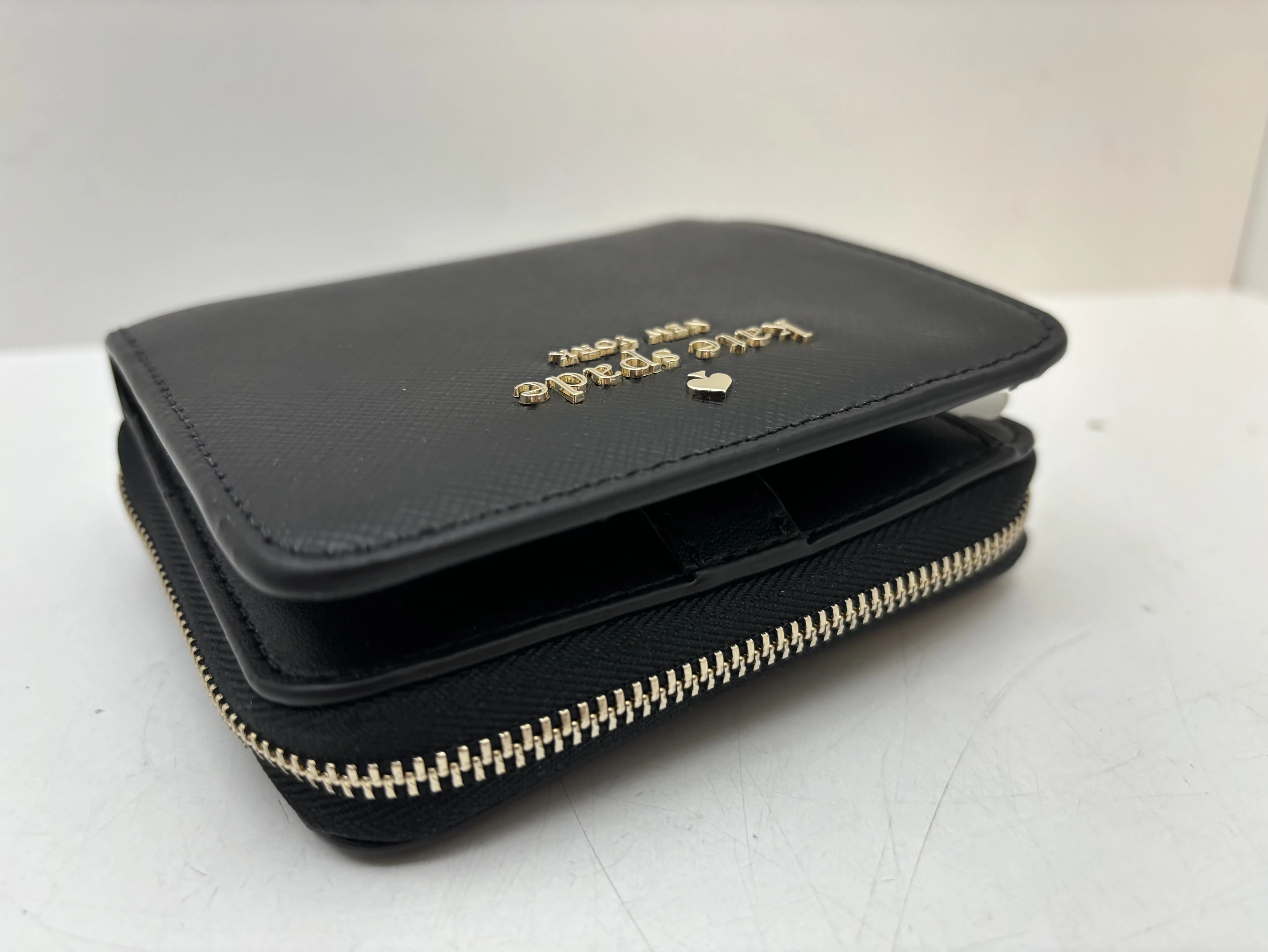 portfel-kate-spade-new-york-czarny-ean-gtin-0098687125024