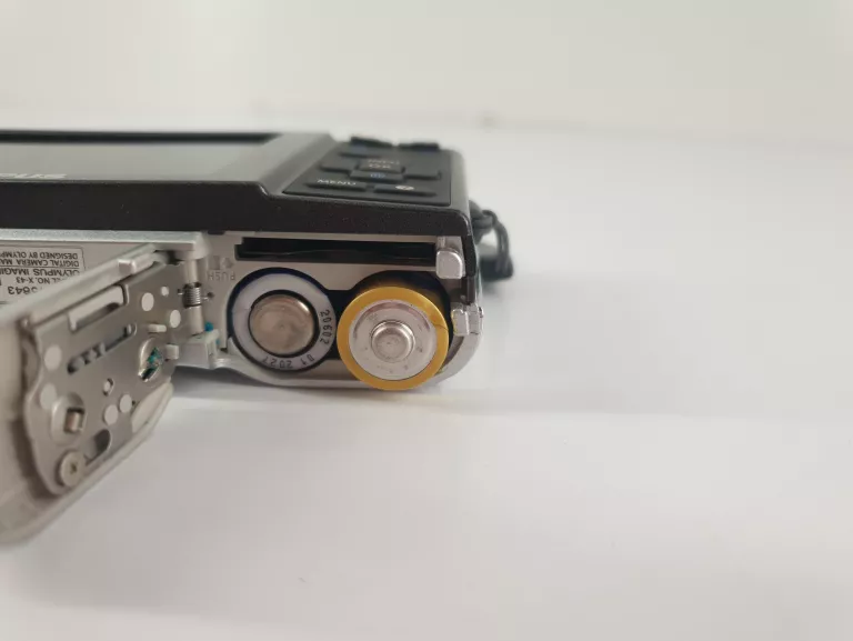 APARAT OLYMPUS X-43