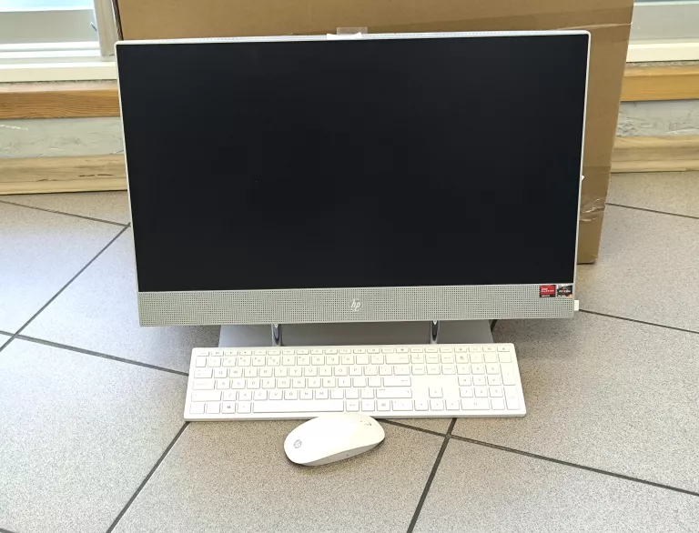KOMPUTER AIO HP RYZEN3 SERIA 4000 8/256GB SSD WIN11 + AKCESORIA