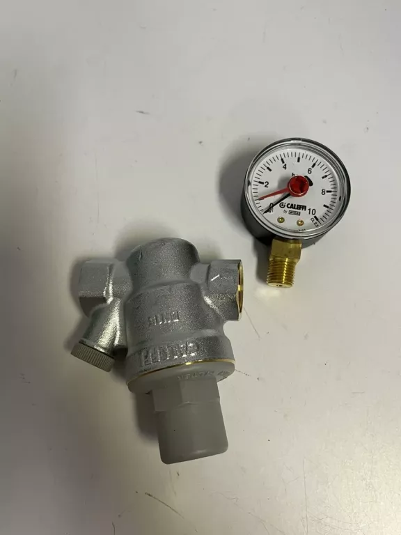 CALEFFI 533241 1/2" REDUKTOR CIŚNIENIA WODY MANOMETR