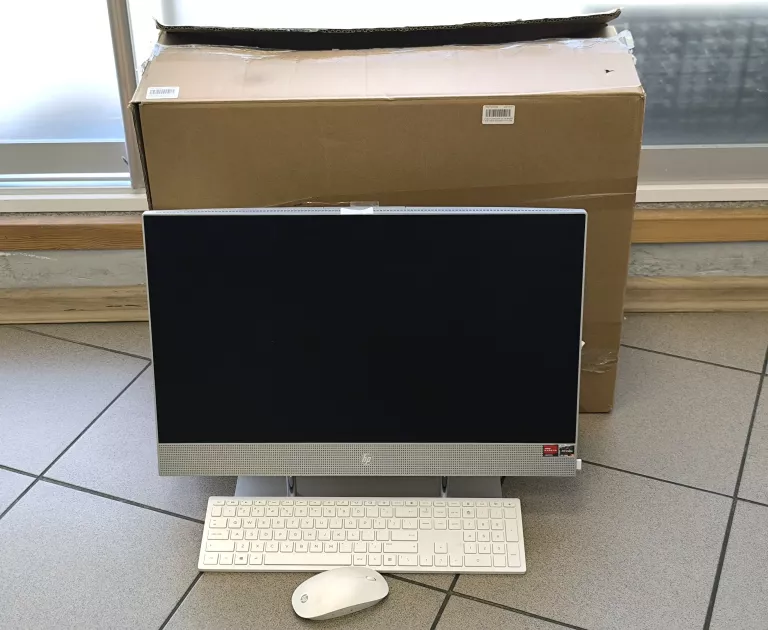 KOMPUTER AIO HP RYZEN3 SERIA 4000 8/256GB SSD WIN11 + AKCESORIA