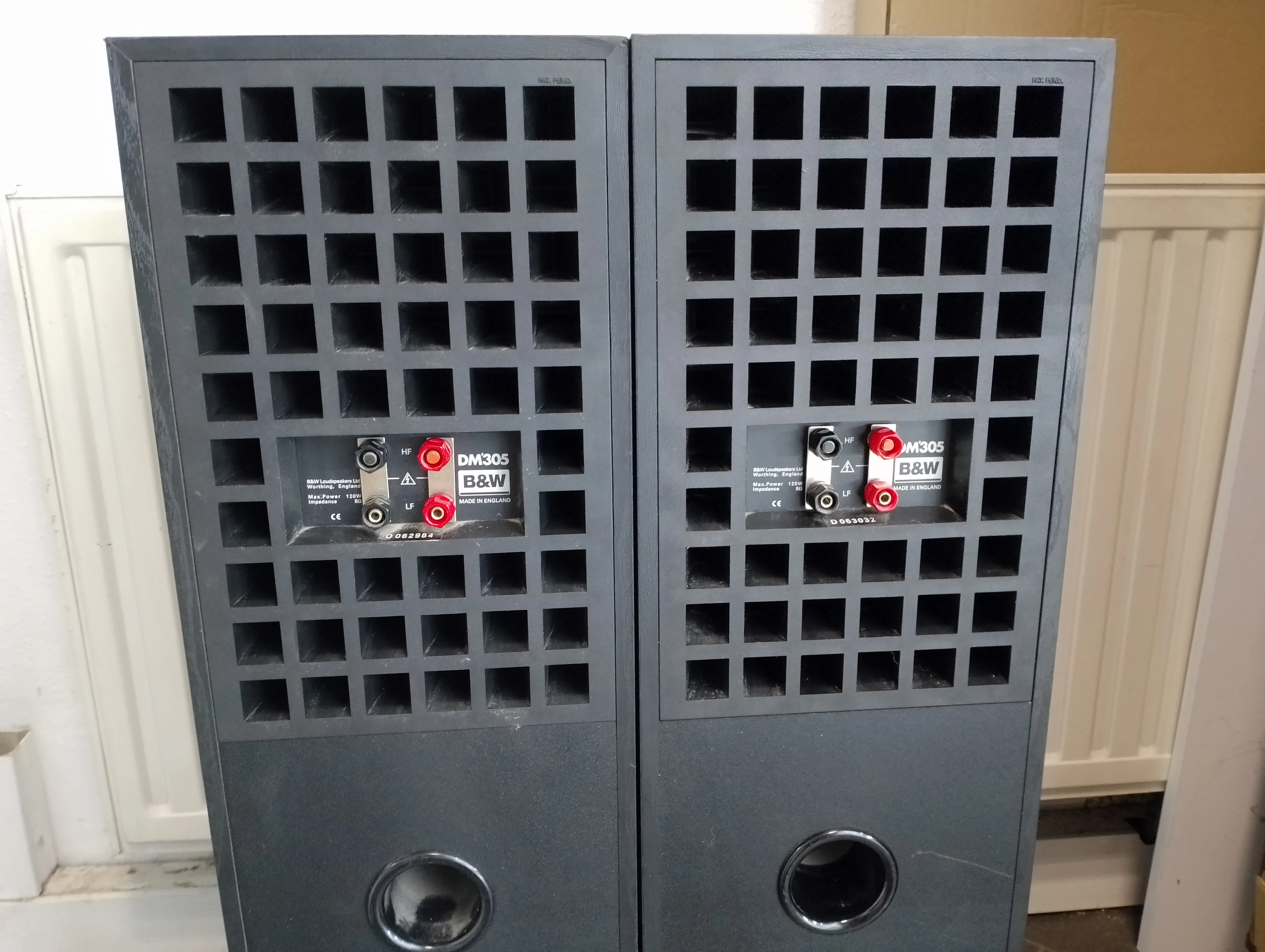 bw-dm305-bowers-wilkins-dm-305-kolumny-kod-producenta-704-s2-piano-black