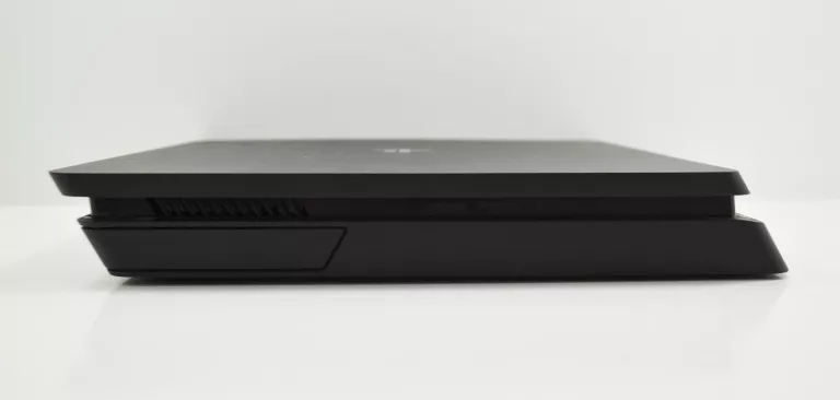 KONSOLA SONY PS4 SLIM CUH-2216B 1TB