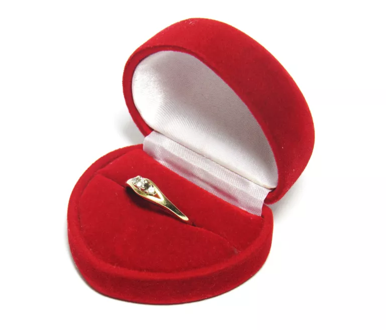 delikatny-pierscionek-14k-w219g-r17-batorego-1a-zabki