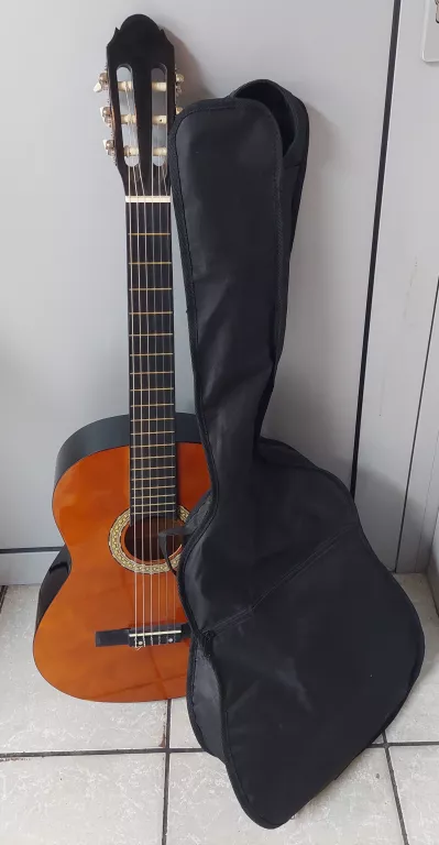 gitara-akustyczna-sheffield-z-pokrowcem-1-go-maja-11a-libiaz