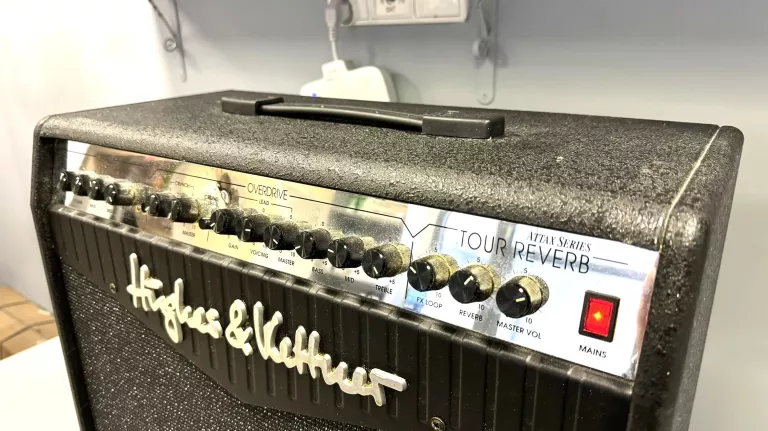 WZMACNIACZ LOVELY HUGHES & KETTNER ATTAX SERIES CLUB REVERB