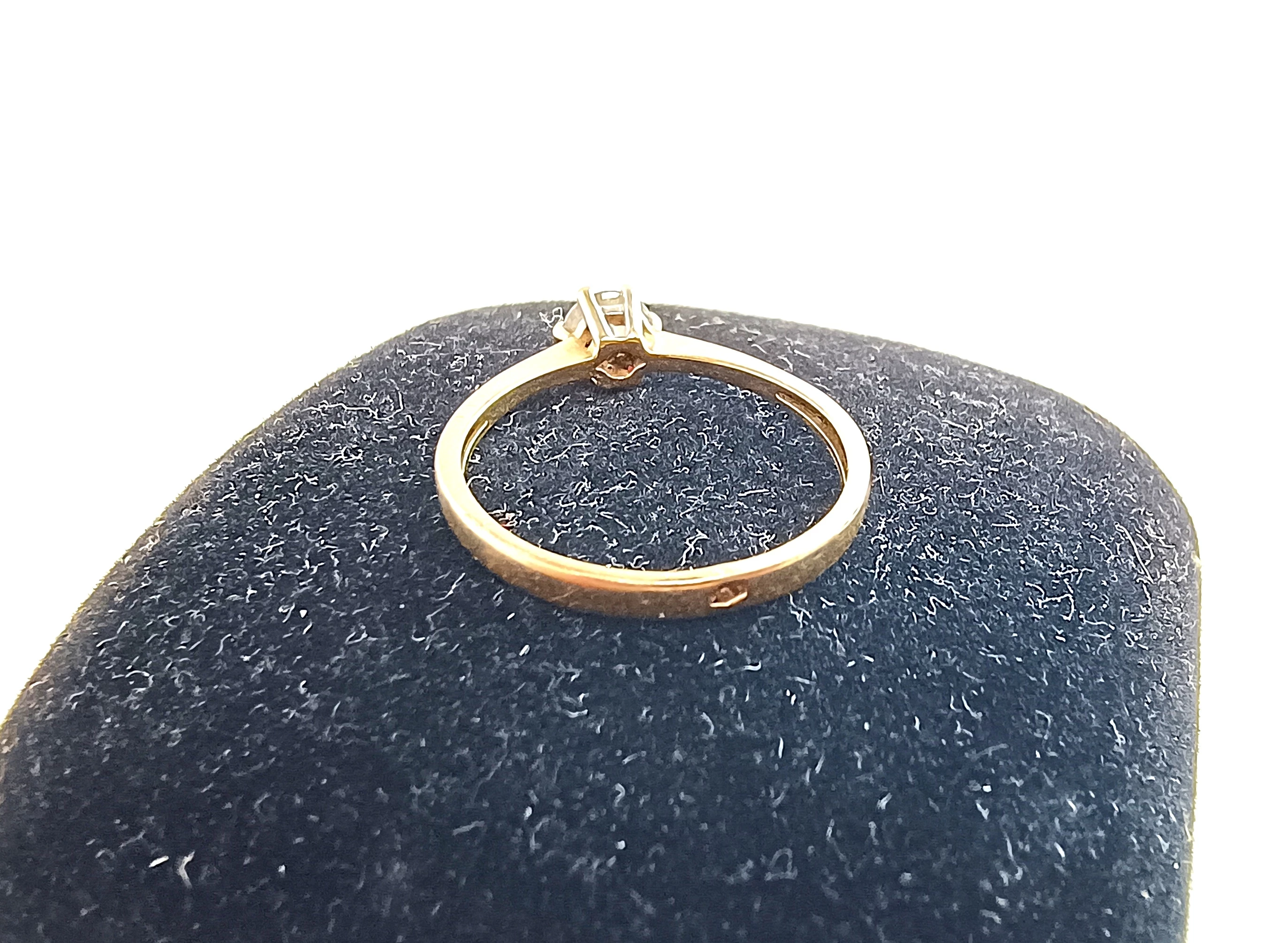 delikatny-zloty-pierscionek-585-143g-r12-material-15835-2