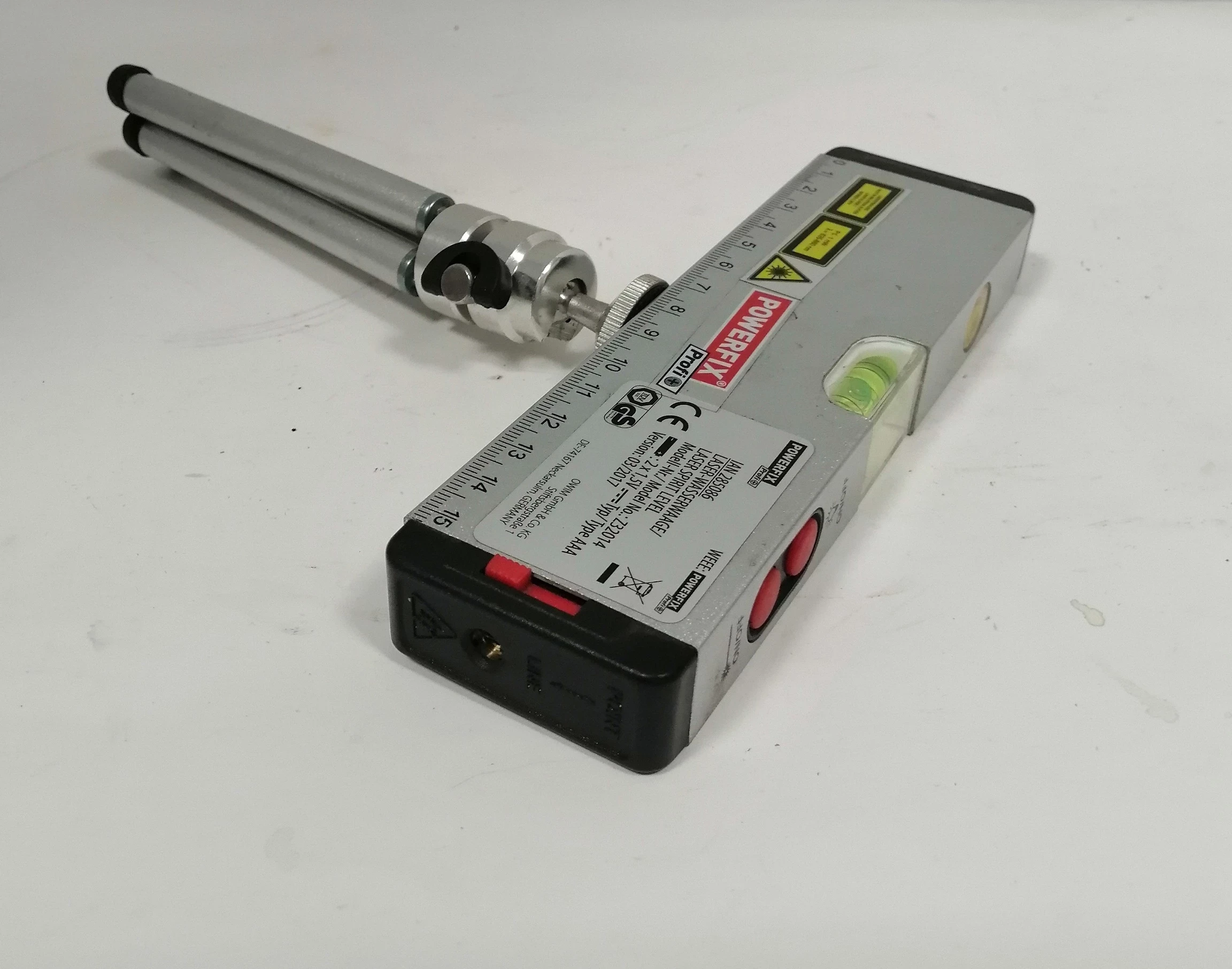 poziomica-ze-stojakiem-powerfix-ian285086-product-id-45c79a3a-259e-4a19-93ec-71ad8a84baaf