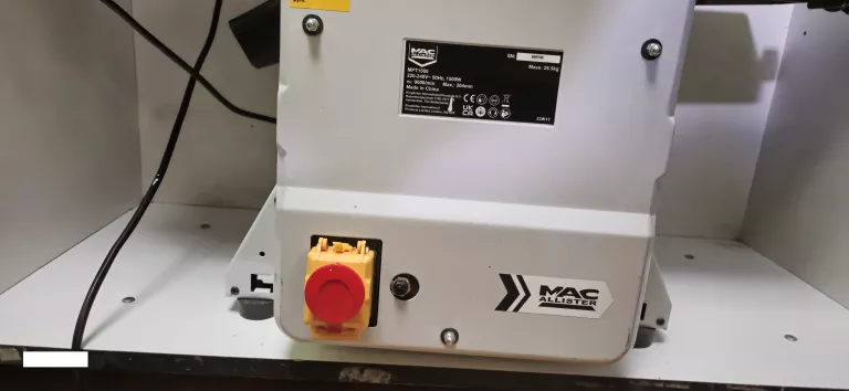 STRUGARKO-GRUBOŚCIÓWKA MACALLISTER 1500 W +GW